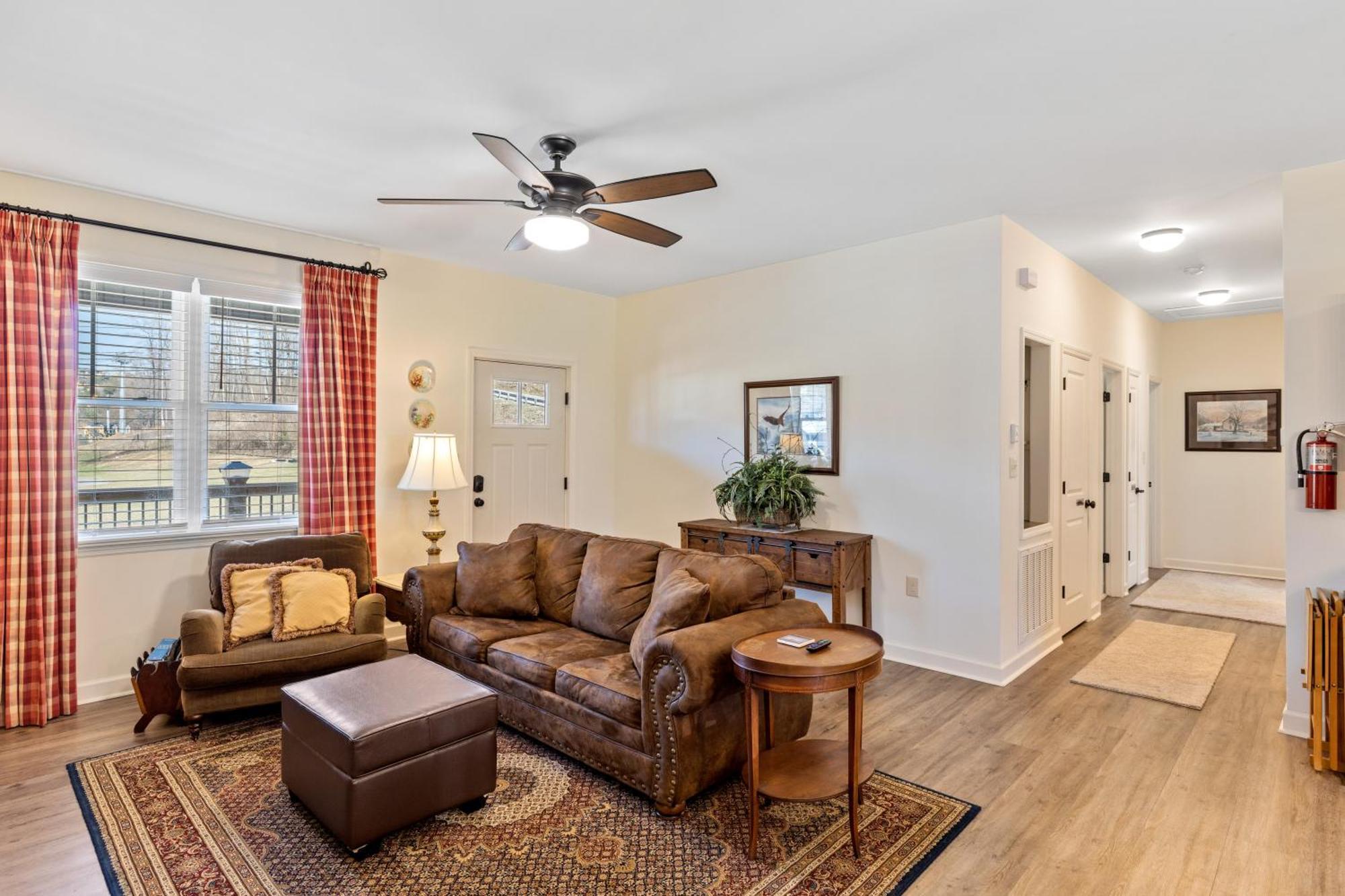 Bear Pass Is A 3 Bed 2 Bath Craftsman Style Home Located Within Walking Distance To Dt Gatlinburg Exterior foto